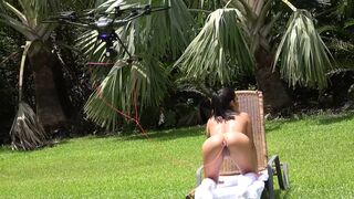 Camsoda - Sexy Jewelz Blu Get Her Pussy Wet Riding Unicorn Sybian