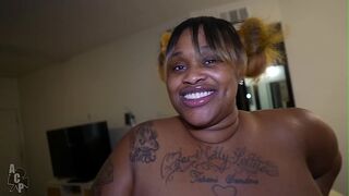 Neighborhood Plumber Fucks Married Women After She Calls For His Great Service