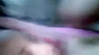 Beautiful Indonesian Babe Gives Blowjob