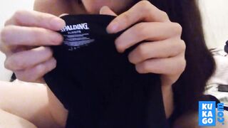 Tiny Tits PAWG Tries on Yoga Pants - Thick Thighs