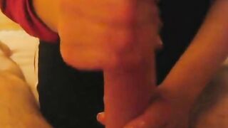 Suomen MILF ei voi pidättää hänen nautintoaan