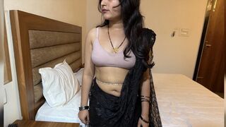 First time anal sex with her cousin started crying in pain cousin desixxx