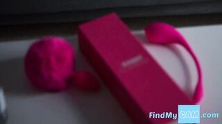 Naughty Solo Webcam Girl Squirts with Anal Toy and Pussy Play