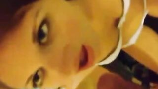 Mature française de Lyon adore le sexe et la bouche remplie de sperme