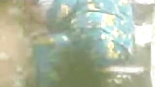 Arab Hijabi with Big Tits Fucks Outdoors