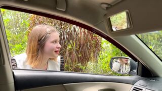 Petite student asked me for a ride so I fucked her in the car