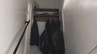 Kinky Girl Services the Cable Guy