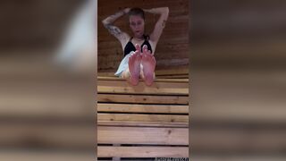 AvroraLilWitch Fansly 2023-12-20_034510-593701846992826369_1