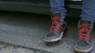 Cruel Anettes Fetish Store - Minnie Manga - Smoking In The Car And Spitting