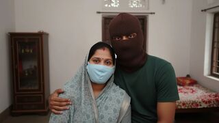 Jija’s hardcore chudai with his Sali in the xxx video - Hindi Audio