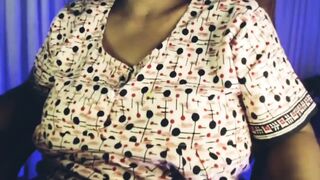 Pregnent Lady Playing Pussy with Nude Show.