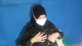 horny female security guard, masturbates until she squirts many times