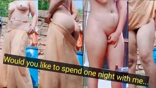 The neighbor saw me taking a bath, showing my friend dancing and masturbating together.