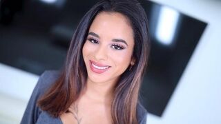 AmateurAllure - Isabella Jules - Petite Sexy Latina Loves to Please