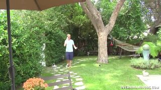 Veronica Avluv Therapy