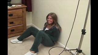 Homemade Teen Sex with Shy Asian Creampie