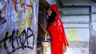 Red hood girl gets rough screwing