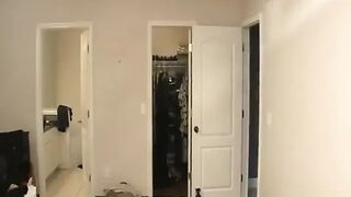 Two MILFs jerk for dinner