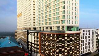 Sexy Huge Tits Maid Mona Peaches Get Pounded by Snake Dave