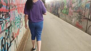 Milf gives me blowjob and it comes home with me for creampie