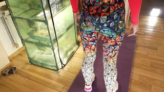 Yoga Pants Anal with a Big Ass Teen Creampie