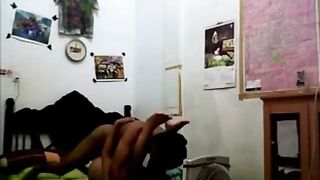 Indonesian Babe Orgasms on Fucking Machine