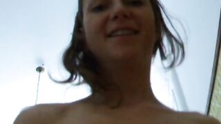 Annamettan suomalainen juhlaseksinauha aviomiehensä kanssa