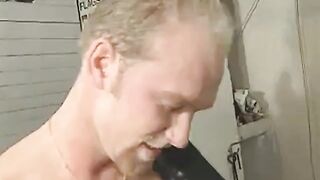 Swedish Blonde Threesome med Eva