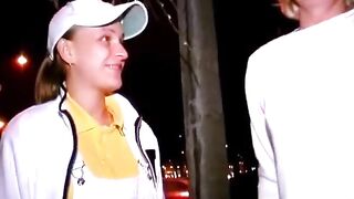 Deutsche Blondine masturbiert mit Dildo