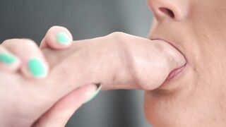 Blowjob mit unbeschnittener Vorhaut - Zungenspiel