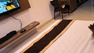 Indian Room Boy Fucks a Foreign Lady