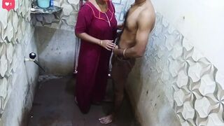 Indian wife funking in bathroom in hot recording video
