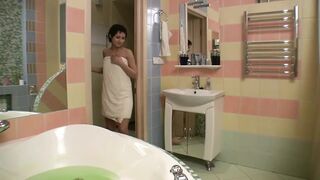 Dirty teenies left alone in the bathroom have lesbian sex