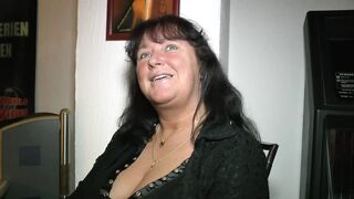 Curvy Milf gets her pussy licked and fucked hard