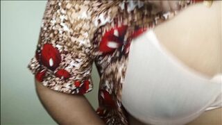 Real married couple homemade Indian sex Desi wife's milk pressing.