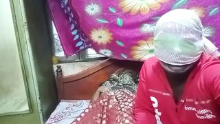 Video of Aunty and Delivery Boy Excited for Rain