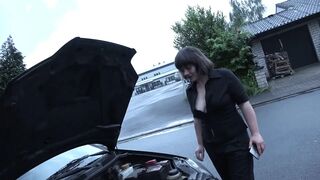 Babe gets mouthful of cumshot after sucking and fucking two cocks