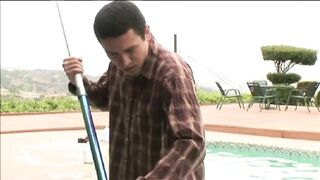 Beginner for the Blonde MILF