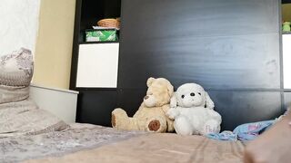 Russian MILF Squirts Hard on Webcam