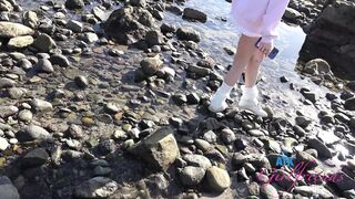 Fiona Peaches sucks that cock in the car and takes a hot load later POV