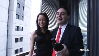 Francys Bell gives a blowjob and footjob to Andrea Dipre