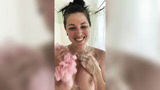 KaterinaSeaOF bathing