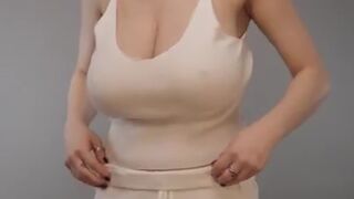 Tessa Fowler Nude Pajama & Lingerie Try-On Haul Video Leaked