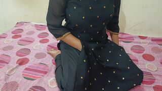 Indian Bhabhi Was Sucking Dever Dick with Hand Mms