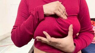 Deshi bhabi play with her tits and masterbate