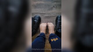 officialdojafootqueen 01-05-2023-2857405093-Black sock always make my feet stink so g