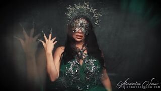 Goddess Alexandra Snow - Medusa's Enchantment