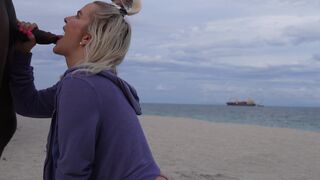 TyroneLovePOV - BLOW JOB Public Beach BBC Slimthick Vic