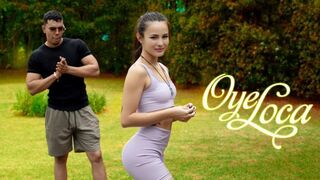 Oyeloca - Lucy Mendez - The Rock Tells Me To Fuck You