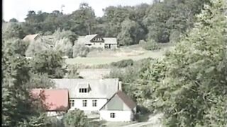 Jenny smakar kuk för sina svenska fans